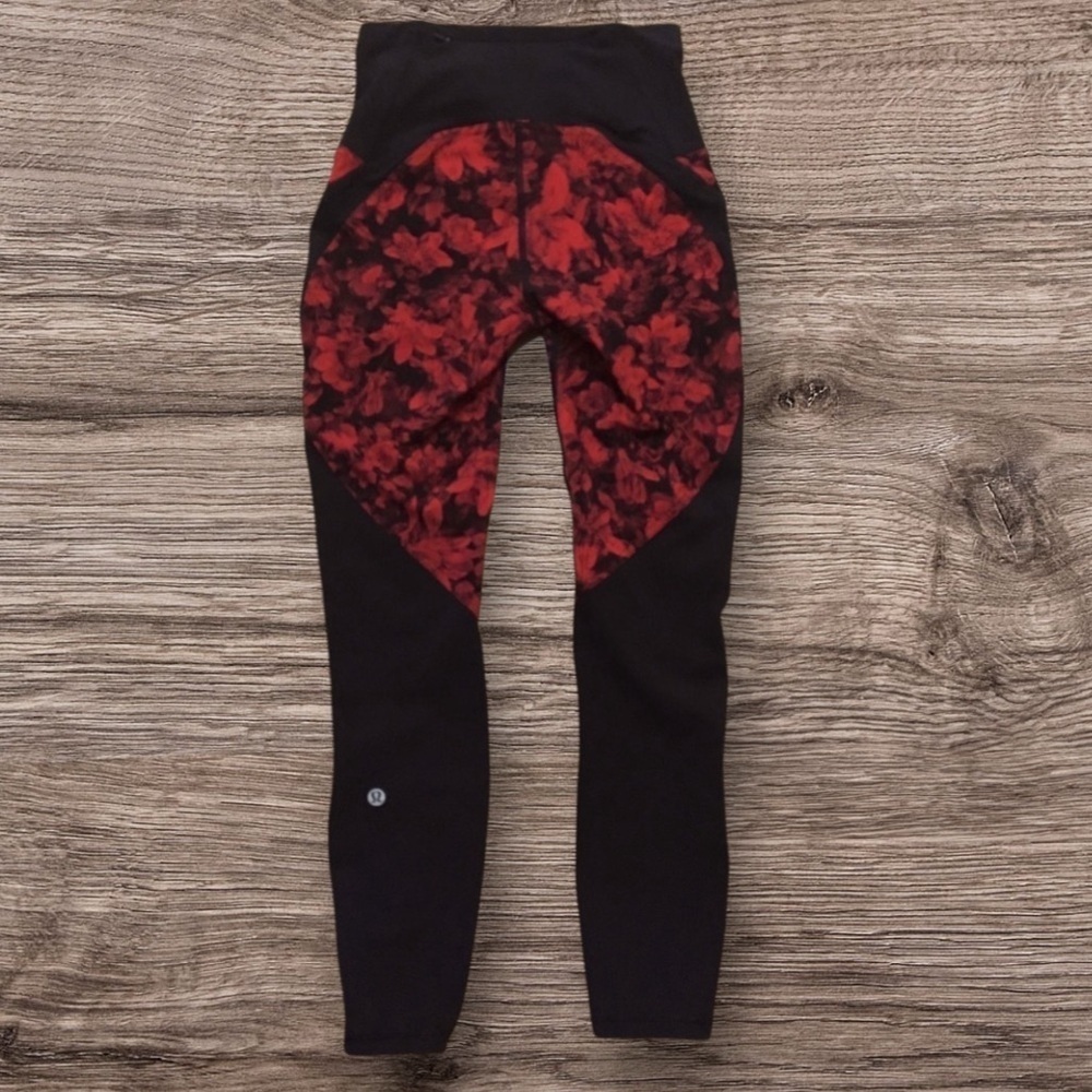 Lululemon Floral High Rise Leggings Black & Red Carminetrue Train Times size 4 - Picture 2 of 8